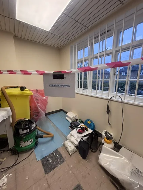 Asbestos floor tile and bitumen removal in Stratford