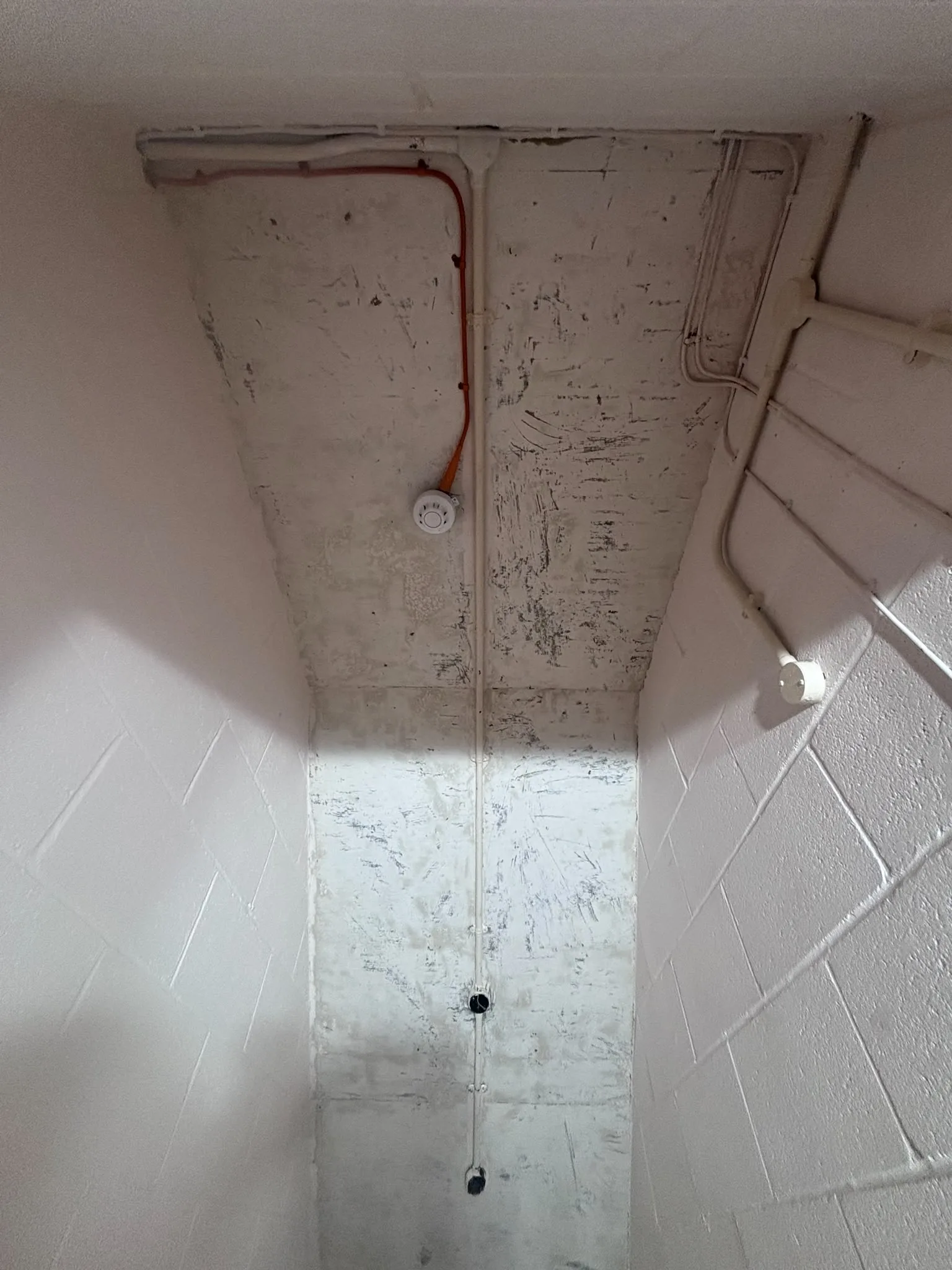 Licensed asbestos gasket removal in a Stratford commercial property